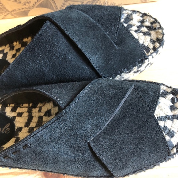 NIB Free People Black Tuscan Espadrille Sandal - Picture 5 of 6